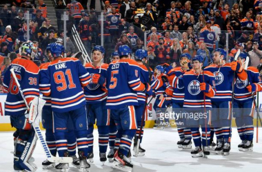 The Oilers celebrate after defeating the Penguins/Photo: Andy Devlin/NHLI via Getty Images