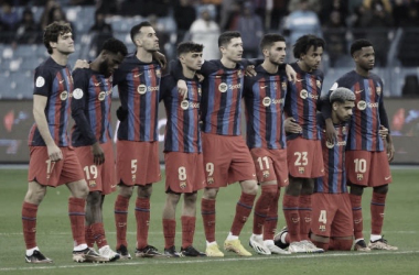 La plantilla del Barça en la tanda de penaltis contra el Betis en la Supercopa. Foto: Getty Images