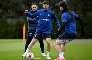 Mason Mount and Frank Lampard in a training session (Photo by Darren Walsh/Chelsea FC via Getty Images)
