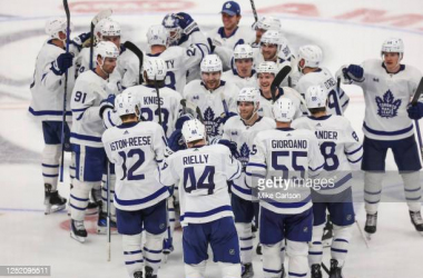 2023 Stanley Cup Playoffs: Maple Leafs rally past Lightning in Game 3 overtime thriller