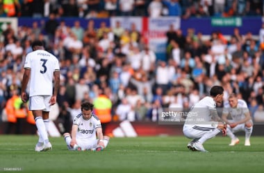 Leeds are relegated to the championship following defeat to Spurs. / Getty - Robbie Jay Barratt