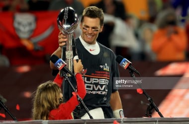 Tom Brady Guides Tampa Bay Buccaneers to Super Bowl Glory to Round Off "Amazing Year"