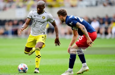 Columbus 2-2 New England: Crew rally for point in Lower.com opener