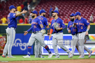 Mets blast seven home runs in wild victory over the Reds