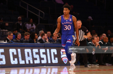 2021 Champions Classic: Kansas pulls away in second half to defeat Michigan State