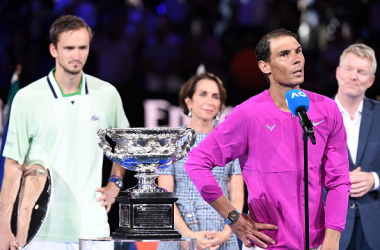Nadal with Medvedev during the trophy ceremony at last year's Australian Open (James Morgan/Getty Images)