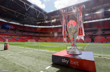 Sky Bet Championship Gameweek 14 roundup: Clarets go top whilst Huddersfield woes continue