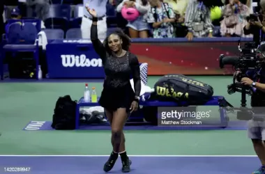 Williams waves to the Arthur Ashe Stadium crowd for the final time/Photo: Matthew Stockman/Getty Images
