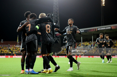 Bukayo Saka celebrates after putting Arsenal 1-0 up: David Lidstrom/GettyImages