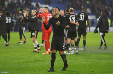Fulham strike late to steal all three points