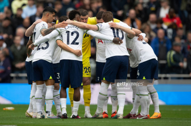 <span style="color: rgb(8, 8, 8); font-family: Lato, sans-serif; font-size: 14px; font-style: normal; text-align: start; background-color: rgb(255, 255, 255);">Spurs complete a squad huddle pre-match (Photo by Visionhaus/Getty Images)</span>
