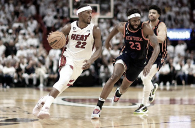 Jimmy Butler, con 24 puntos, volvió a ser clave para los Heat. Foto | Getty Images