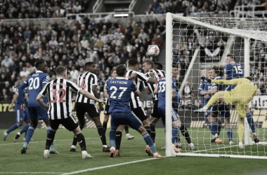 El Newcastle tuvo hasta 23 disparos, pero no pudo pasar del 0-0 | Foto: Getty Images