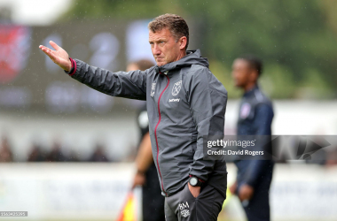 Billy McKinlay believes Bristol City will give West Ham United a 'really difficult game'