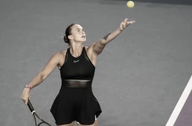 Sabalenka se impone a Jabeur en la Riyadh Season Cup