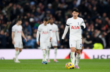 Jugadores del Tottenham después de recibir el prime gol | Fuente: Getty Images