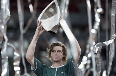 Rublev sucede a Carlos Alcaraz como campeón en Madrid