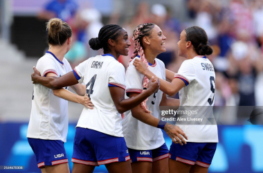 Australia 1-2 USA: Dominant USWNT win Group B 