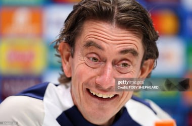Thomas Frank in the pre-match presser. (Photo by Toby Shepheard / AFP via Getty Images)
