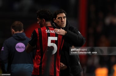 Andoni Iraola against Chelsea. (Photo by Catherine Ivill - AMA/Getty Images)