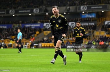 WOLVERHAMPTON, ENGLAND - DECEMBER 08: Mason Mount of Manchester United celebrates scoring his team&#x27;s third goal during the Premier League match between Wolverhampton Wanderers and Manchester United at Molineux on December 08, 2025 in Wolverhampton, England. (Photo by Shaun Botterill/Getty Images)