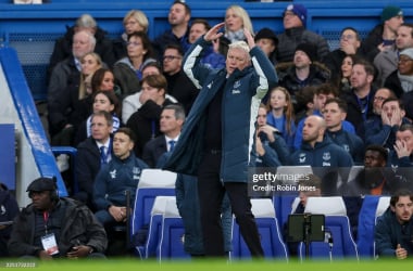 David Moyes at Stamford Bridge. (Photo by Robin Jones/Getty Images)