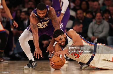 Los Angeles Lakers v New York KnicksNEW YORK, NEW YORK - FEBRUARY 01: Karl-Anthony Towns #32 of the New York Knicks scrambles for the ball against Marcus Smart #36 of the Los Angeles Lakers during the fourth quarter at Madison Square Garden on February 01, 2026 in New York City. NOTE TO USER: User expressly acknowledges and agrees that, by downloading and or using this photograph, user is consenting to the terms and conditions of the Getty Images License Agreement. (Photo by Ishika Samant/Getty Images)