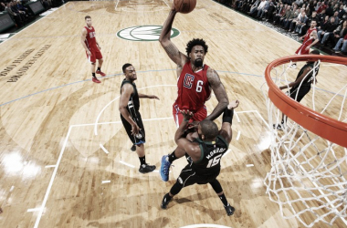 Milwaukee Bucks a la caza de un pívot