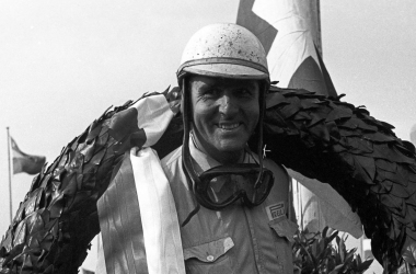 Giuseppe "Nino" Farina vinse la gara inaugurale e il campionato di Formula Uno nel 1950 (Formula Uno/Getty Images).
