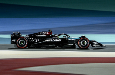 Mercedes sorprende en los segundos libres de Bahrein con
los españoles tercero y cuarto