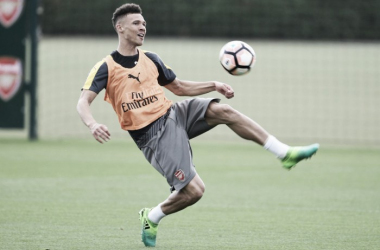 Gibbs acrecienta la crisis defensiva del Arsenal