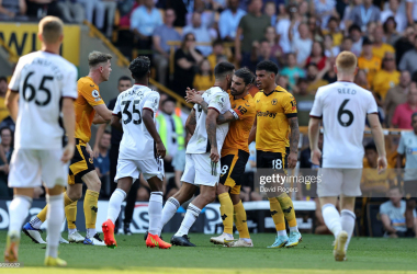 Morgan Gibbs-White and Aleksandar Mitrovic in an altercation in stoppage time. (Photo Credits: David Rogers/Getty Images)