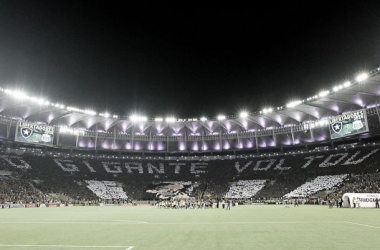 Com moral da torcida e novo uniforme, Botafogo recebe o San Lorenzo no Maracanã