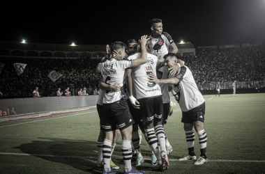 Em noite apoteótica, Vasco vence nos pênaltis Água Santa e avança na Copa do Brasil