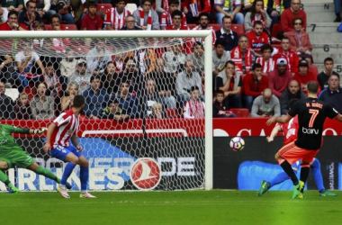 Liga - Buona la prima per Prandelli: doppio Suarez, il Valencia espugna Gijon (1-2)