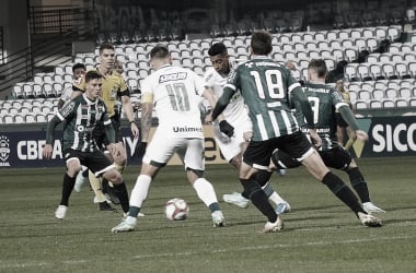 Goiás encara Coritiba para tentar voltar ao G-4 da Série B