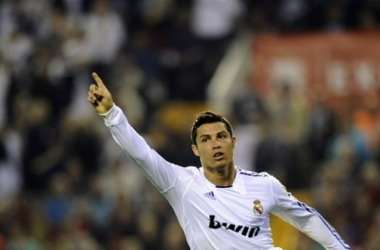 Cristiano eleva al Real Madrid al cielo de Valencia