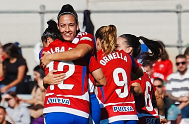 El Granada Femenino golea al Deportivo y avanza hacia la permanencia