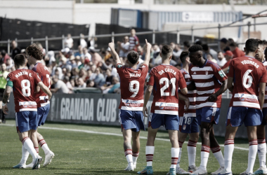 Julito celebra su gol al Vélez CF | Foto: @CanteraNazari