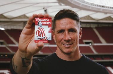 Fernando Torres y las demás caras conocidas de los carnés de socio del Atlético de Madrid