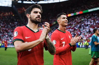 Portugal vence, pero no convence