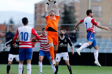 El Granada B rescata otro empate en casa contra el Linense