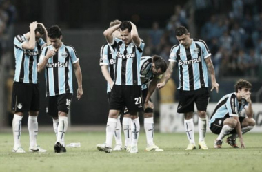 Jogadores do Grêmio lamentam a derrota, mas já pensam no futuro