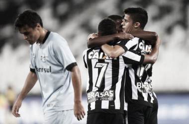 Botafogo tem ótima atuação coletiva e vence Grêmio no Brasileiro Sub-20