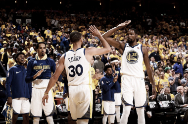NBA playoffs, Golden State vince con la difesa. Curry ritrovato, Paul a mezzo servizio