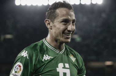 Guardado renueva con el Betis hasta 2023