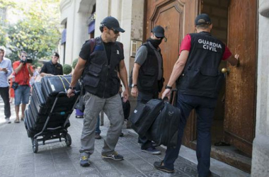 La Guardia Civil registra la fundación Catdem por presuntas comisiones ilegales