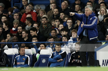 Chelsea pós-Mourinho: Hiddink deu nova vida aos "Blues"