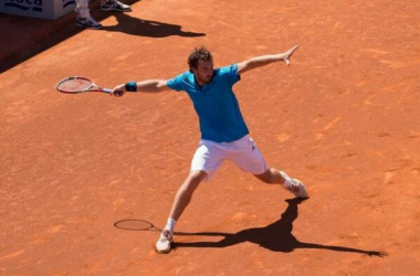 Gulbis sobrevive a Janowicz