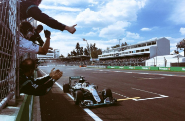 F1 - Hamilton trionfa e fa "fiesta" in Messico, Rosberg 2° limita i danni